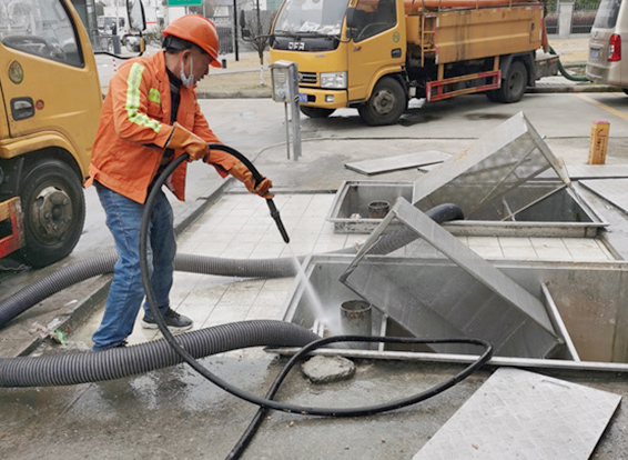 老新镇隔油池清理